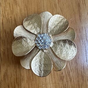 ❤️ Vintage Premier Designs Gold Flower with Rhinestones Brooch or Pendant